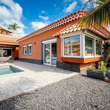 Cornelia * Адехе